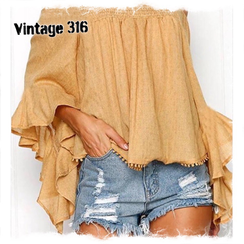 Off the Shoulder Ruffled Blouse - Picture 3 of 3